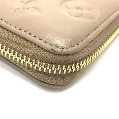 Pre-owned Louis Vuitton Beige Leather Long Wallet (bi-fold) () In Sand