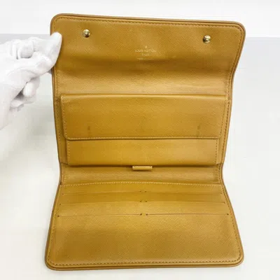 Pre-owned Louis Vuitton Beige Long Wallet (tri-fold) () In Sand