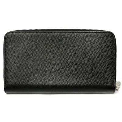 Pre-owned Louis Vuitton Black Noir Taiga Leather Long Wallet (bi-fold) ()