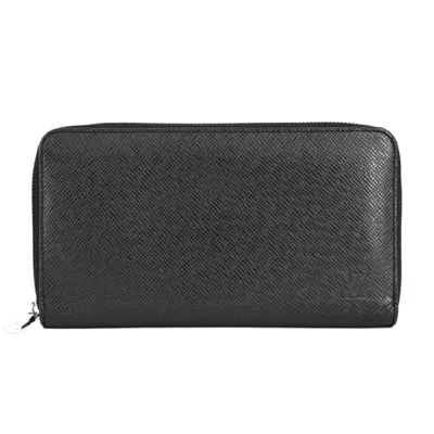 Pre-owned Louis Vuitton Black Taiga Leather Wallet (tri-fold) ()