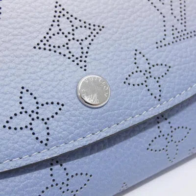 Pre-owned Louis Vuitton Blue Pearl Light Blue Leather Wallet (bi-fold) ()
