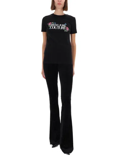 Versace Jeans Couture T-shirt With Logo In Black