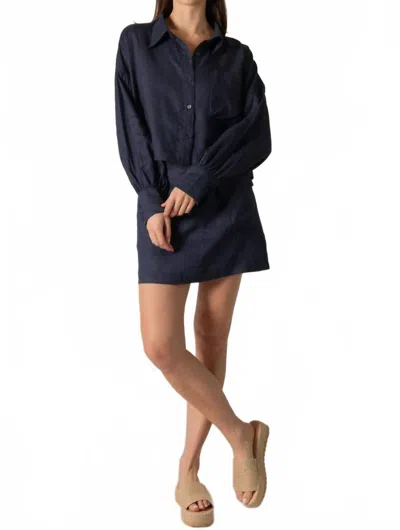 P.cill Frankie Linen Cropped Button Up Top In Navy In Blue