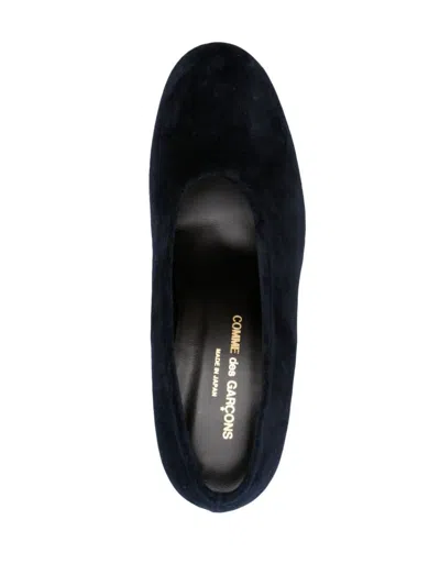Comme Des Garçons Play Navy Blue Velvet Round-toe Pumps In Black