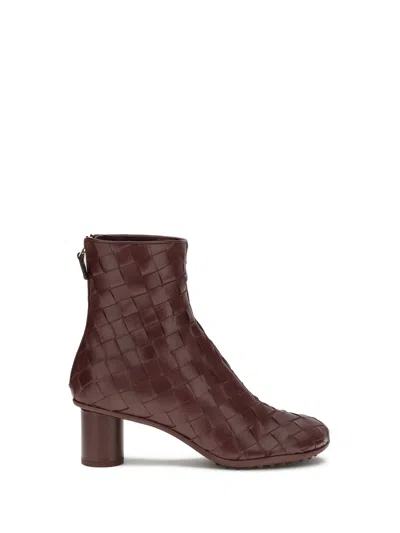 Bottega Veneta Atomic Ankle Boot In Burgundy