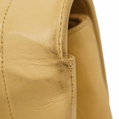 Pre-owned Chanel Beige Leather Shoulder Bag () In Sand