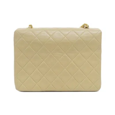 Pre-owned Chanel Beige Leather Shoulder Bag () In Sand