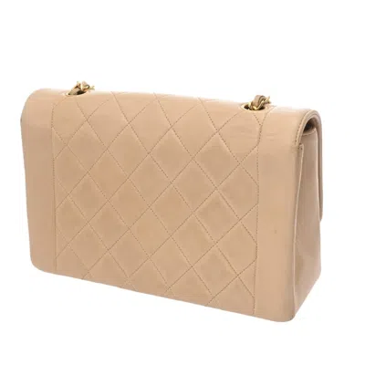 Pre-owned Chanel Beige Leather Shoulder Bag () In Sand