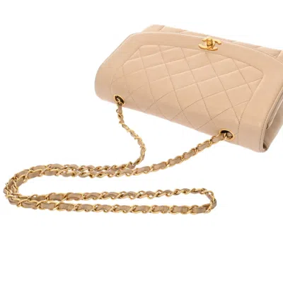 Pre-owned Chanel Beige Leather Shoulder Bag () In Sand