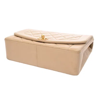 Pre-owned Chanel Beige Leather Shoulder Bag () In Sand