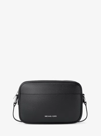 Michael Kors Outlet Jet Set Pebbled Leather Camera Crossbody Bag In Black