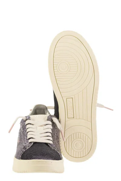 Autry "dallas Low Sparkling" Sneaker In Gray