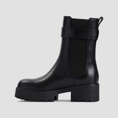 Givenchy Voyou Black Leather Ankle Chelsea Boot In Black