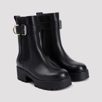 Givenchy Voyou Black Leather Ankle Chelsea Boot In Black