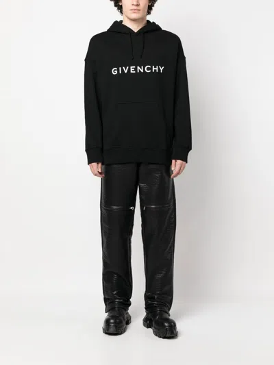 Givenchy Logo-print Hoodie In Black