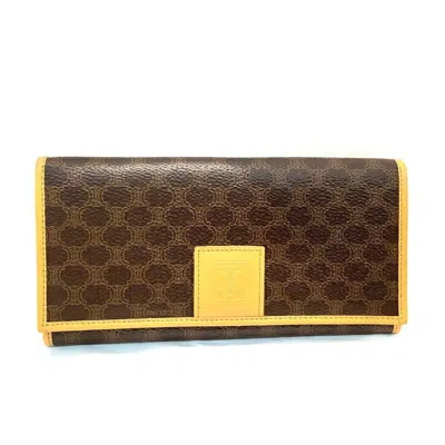 Pre-owned Celine Macadam Dark Brown Pvc Long Wallet (bi-fold) ()