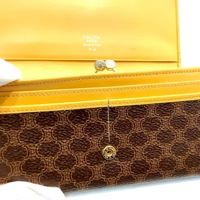 Pre-owned Celine Macadam Dark Brown Pvc Long Wallet (bi-fold) ()