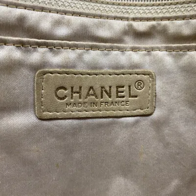 Pre-owned Chanel Beige Nylon Shoulder Bag () In Sand