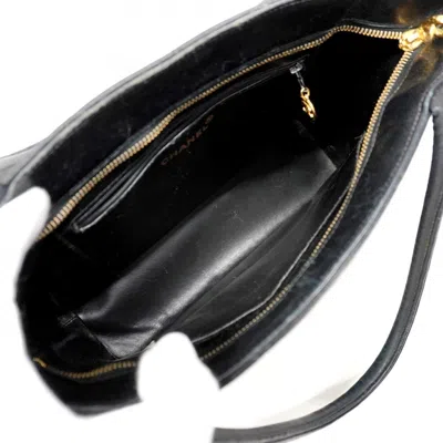 Pre-owned Chanel Black Grained Calfskin Tote Bag ()