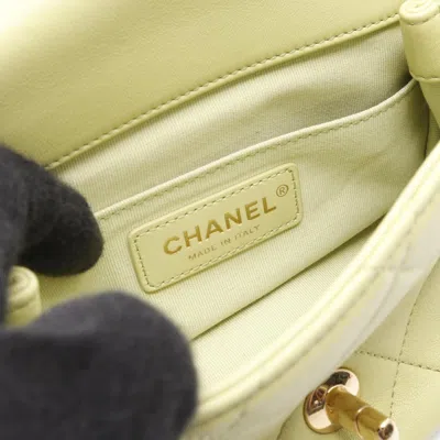 Pre-owned Chanel Green Leather Shoulder Bag ()