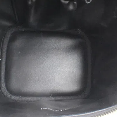 Pre-owned Chanel Vintage Timeless Cosmetic Case Caviar Black Calfskin Handbag ()