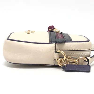 Pre-owned Coach White Leather Pochette Shoulder Bag ()