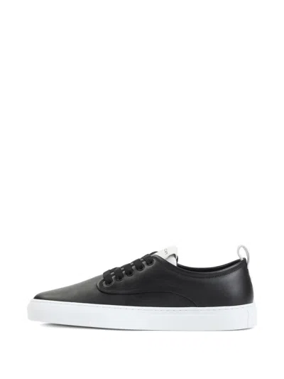 Givenchy New City Leather Low Sneakers Shoes In Black