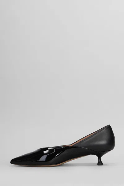Marc Ellis Pumps In Black