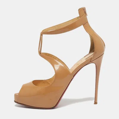 Pre-owned Christian Louboutin Rosie Size 39 Beige Patent Leather Peep Toe Platform Sandals