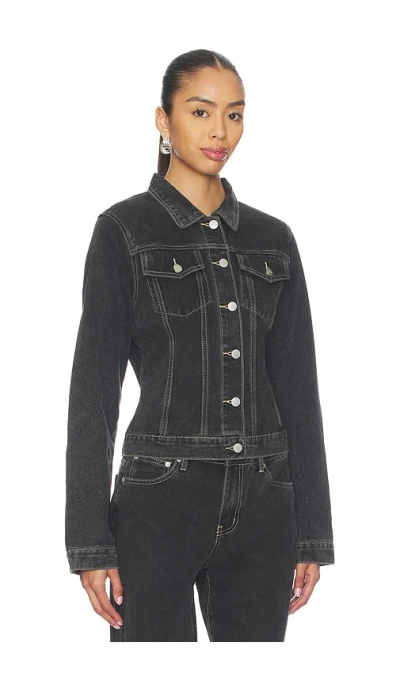 Superdown Claira Jacket In Black