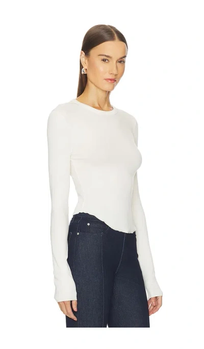 Grlfrnd Scoop Hem Long Sleeve Tee In White