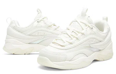 Fila (wmns)  Ray Vntg Running Shoes White In Multi