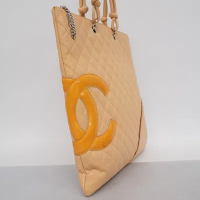 Pre-owned Chanel Beige Leather Tote Bag () In Sand