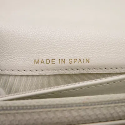 Pre-owned Chanel White Leather Long Wallet (tri-fold) ()
