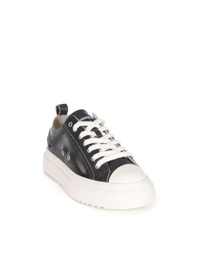 Dsquared2 Round-toe Low-top Sneakers In Black
