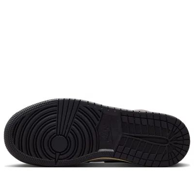 Air Jordan (gs)  1 Mid Se 'white Cave Stone' In Brown