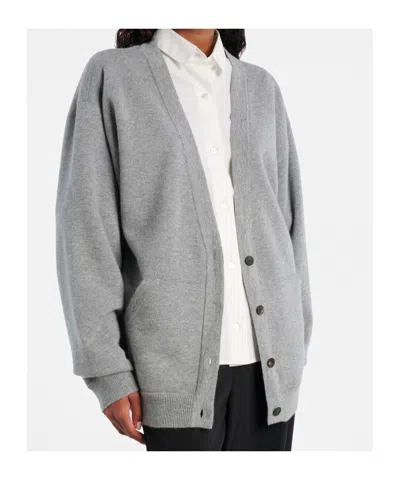 The Row Lonn Cashmere Cardigan In Gray