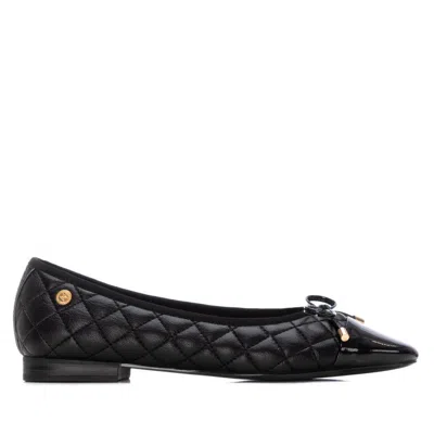 Xti Women's 144245 Flat Shoes In Black In Black