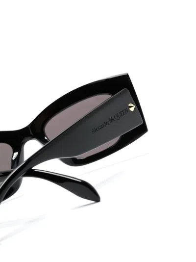 Alexander Mcqueen Spike Studs Contemporary Square Frame Sunglasses In Black