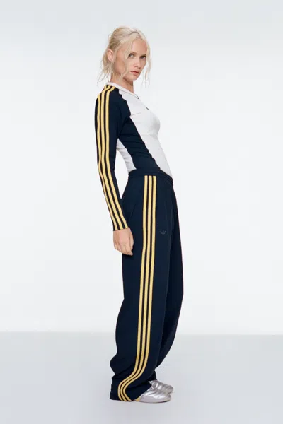 Ho25 Adidas Track Pant In Blue
