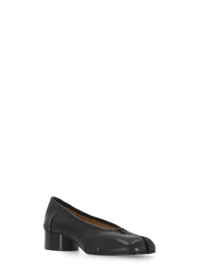Maison Margiela Flat Shoes In Black