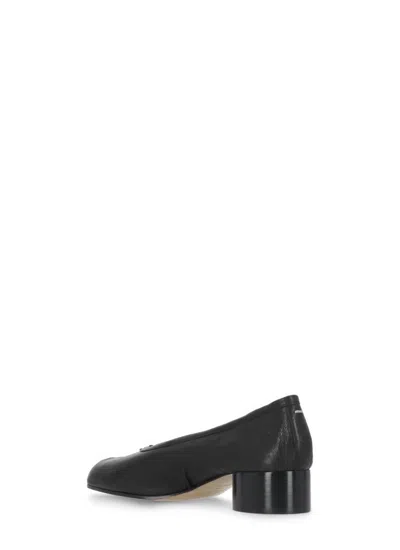 Maison Margiela Flat Shoes In Black