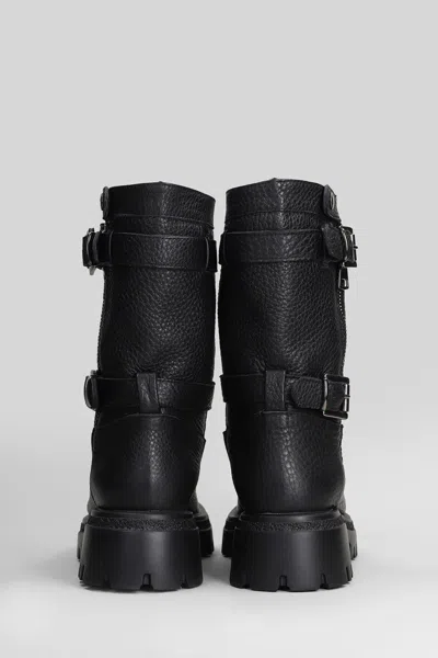 Gisel Moire Norvegia Low Heels Ankle Boots In Black