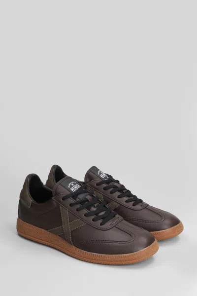 Munich Barru 206 Sneakers In Brown