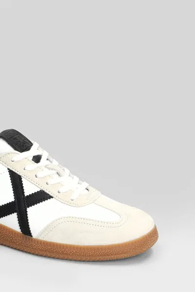 Munich Barru 162 Sneakers In White