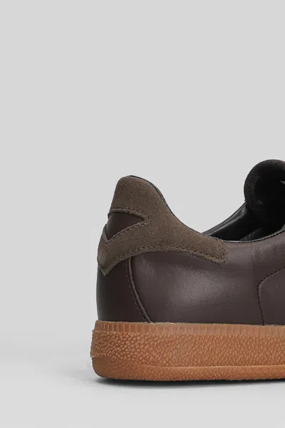 Munich Barru 206 Sneakers In Brown
