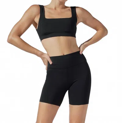 Heroine Sport Vital Bra In Black In Black