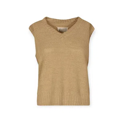 Maison Margiela Women's Cashmere V-neck Vest In Beige In Brown