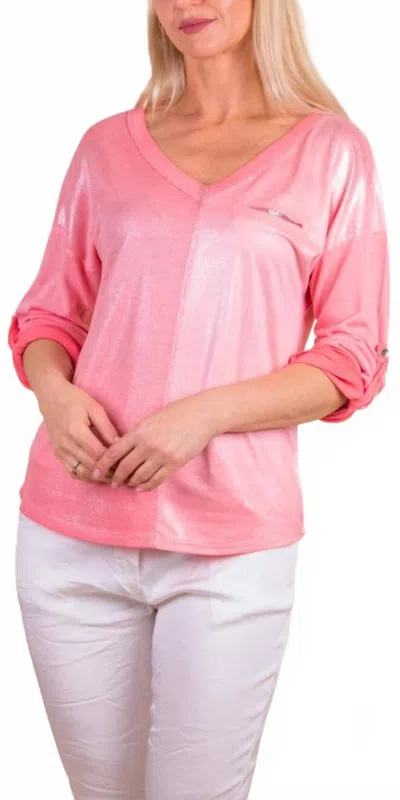Gigi Moda Piamo Two Tone V-neck Knit Top In Coral In Pink