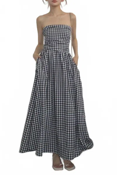 Rosa Clothing Minimalist Gingham Strapless Flare Maxi Dress In Black In Blue
